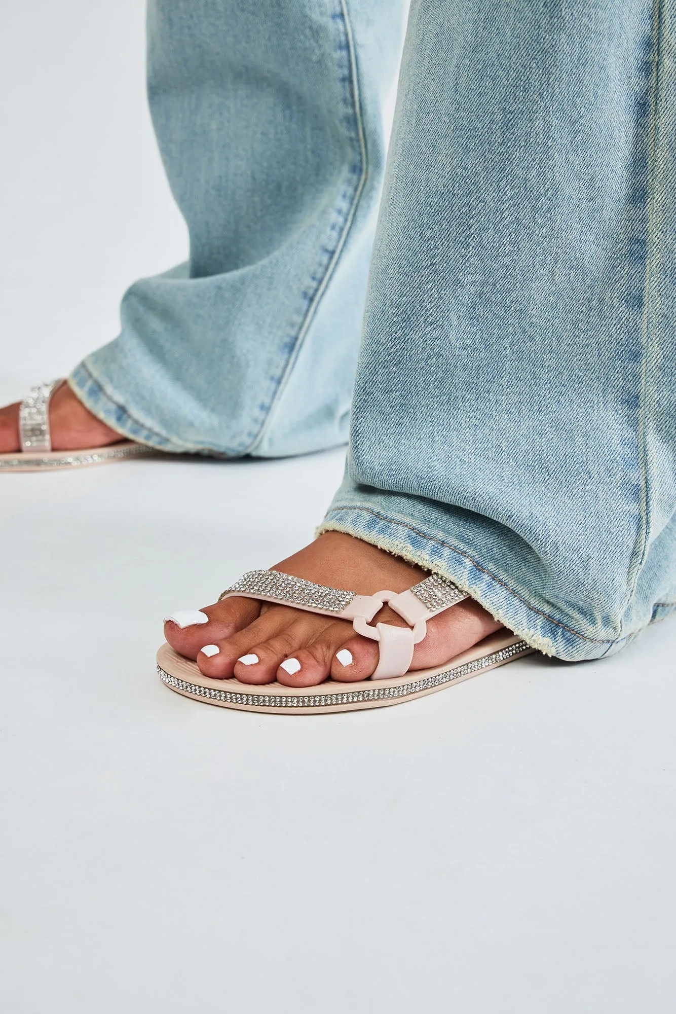 Amozae-All Good Here Flat Sandals - Nude