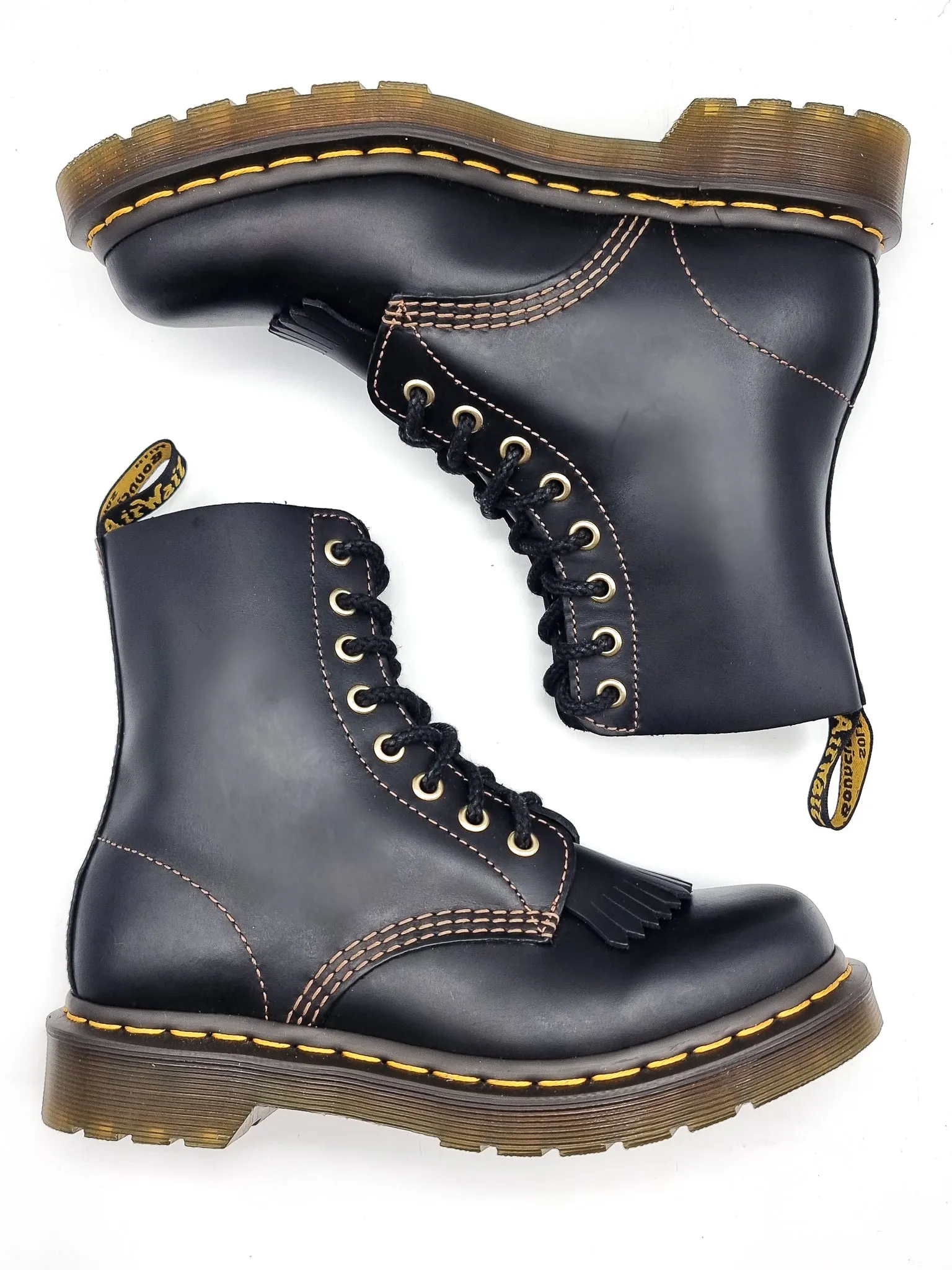 DR. MARTENS 1460 PASCAL ABRUZZO KILTIE BLACK