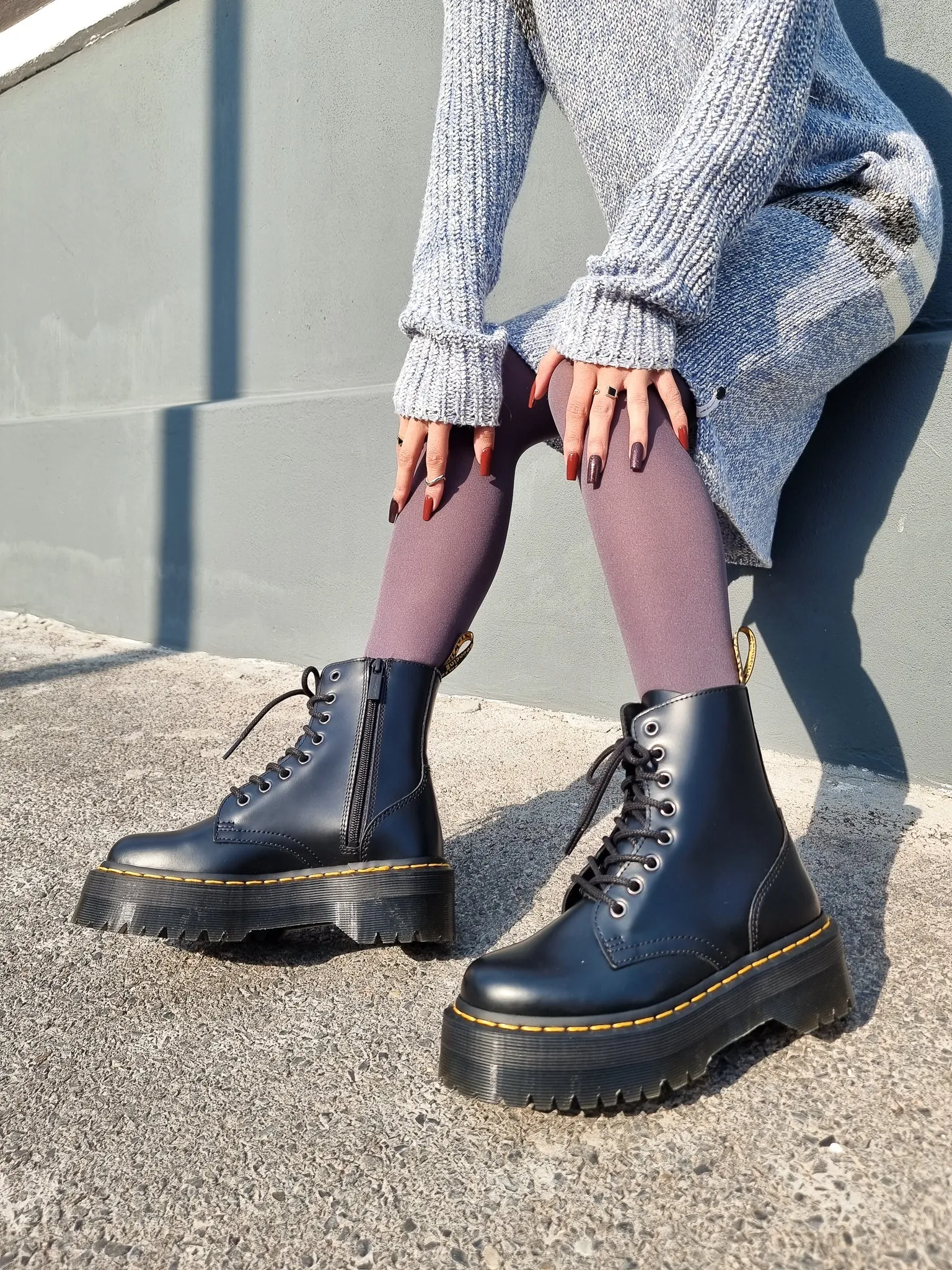 DR. MARTENS JADON BLACK SMOOTH