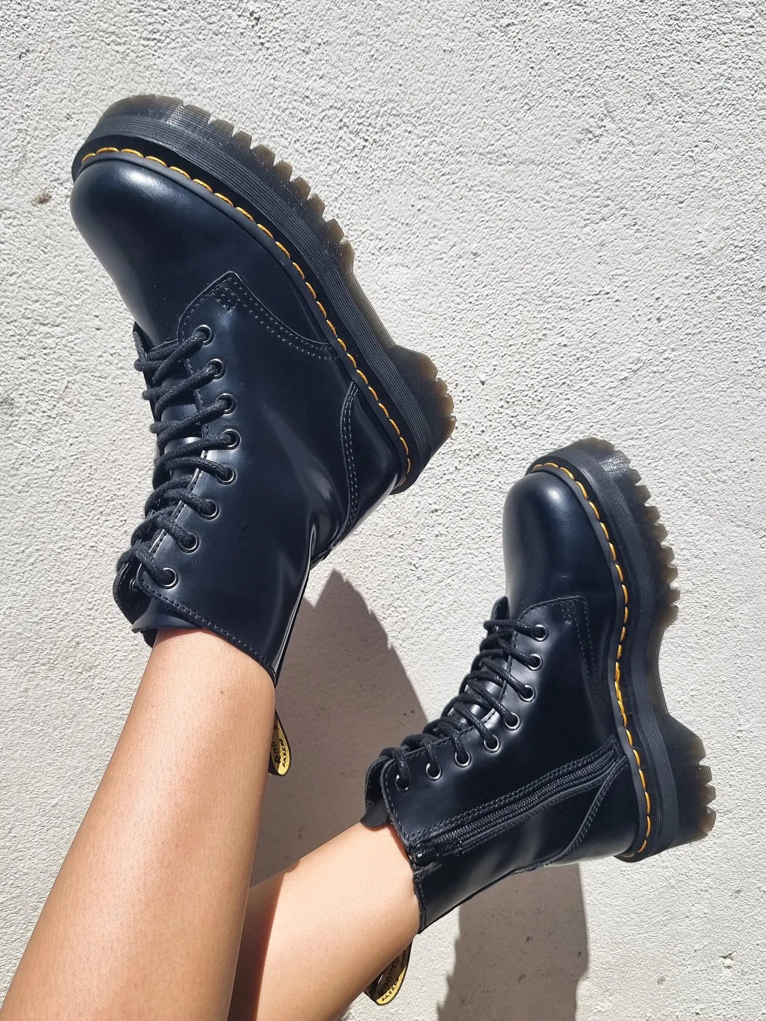 DR. MARTENS JADON BLACK SMOOTH